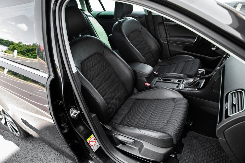 Volkswagen Golf 2.0 TDI DSG Highline • INMATRICULATA • LED • DSG • H