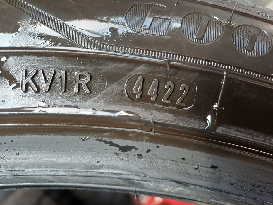 Гуми 245/45/20 Гудиар