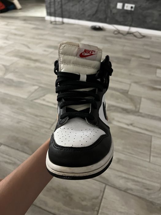 Nike dunk high culoare panda