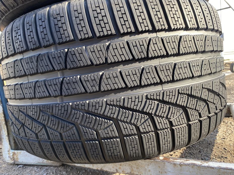 Шины 295/35/19 пара бу пирелли