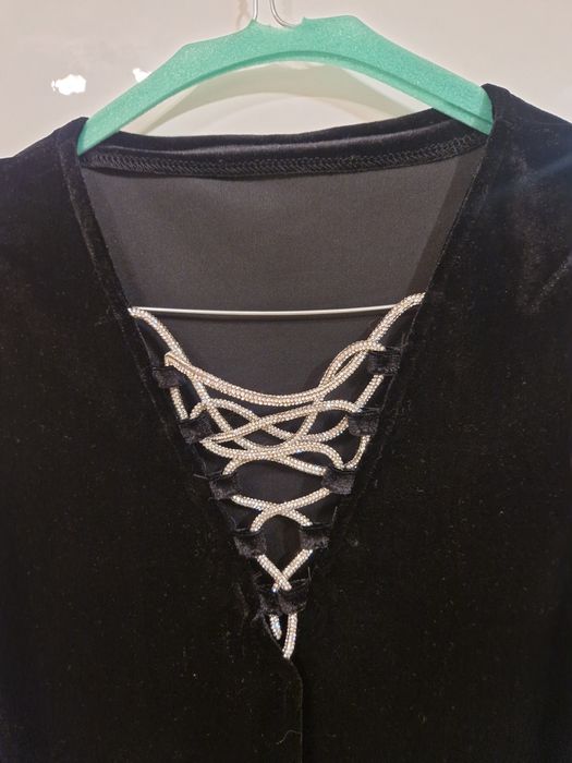 Черна рокля - кадифе