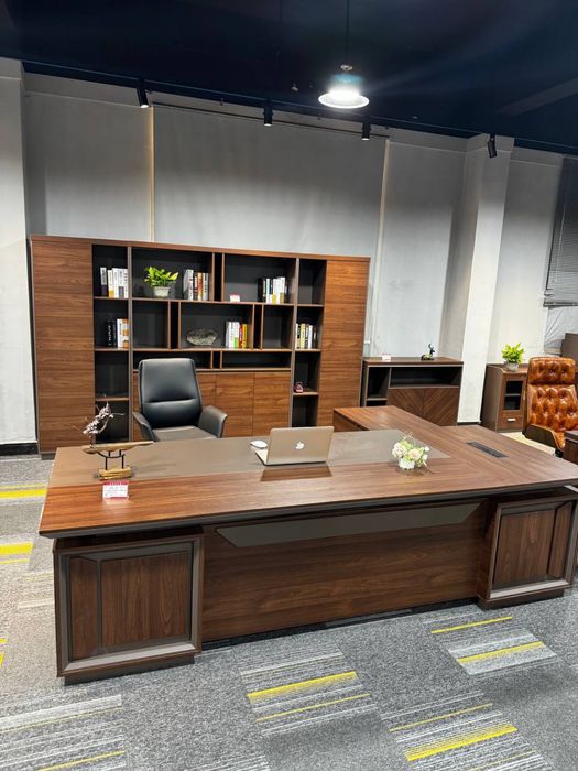 Офисная мебель. Китайский и Узбекский наборы