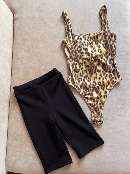 Zara къс клин с боди