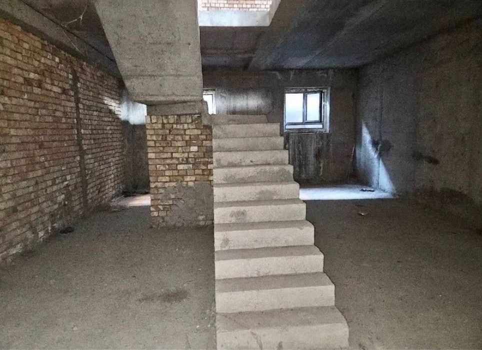 7/1/9 Паркентский, Мирзо Улугбек, 232м2 коробка с кадастром, 185000 уе