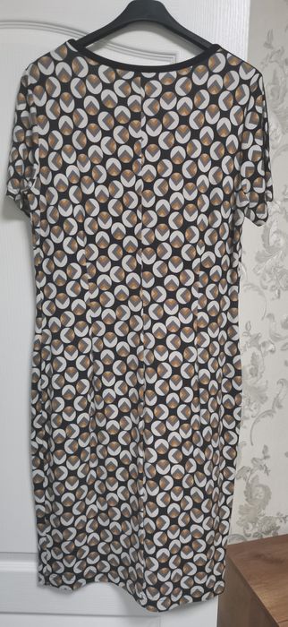 Рокли с къс ръкав Daphne