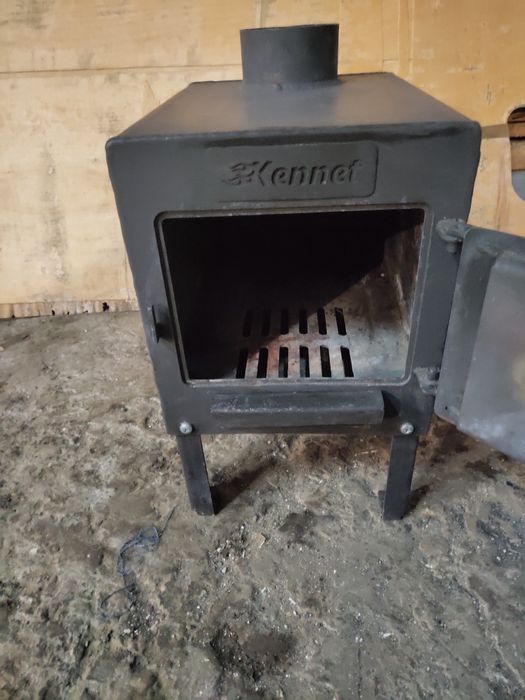 Продам печку буржуйку.