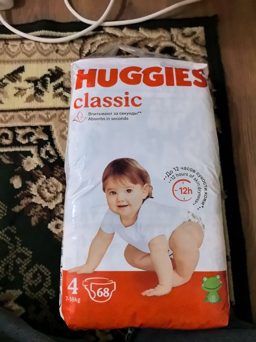 Памперс  Huggies 4, 68 штук