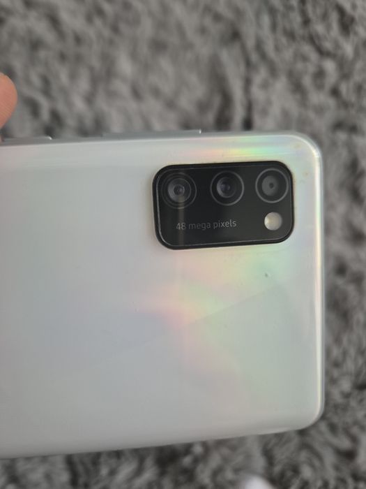 Samsung Galaxy A41 , stare foarte buna  64 GB  4 GB RAM