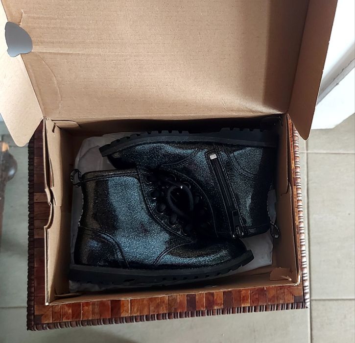 Ghete UGG pentru  fete