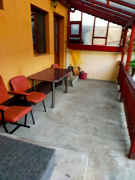 Casa 2 camere de inchiriat
