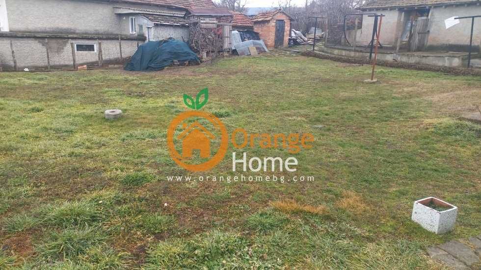 Продава се Къща в с. Църква, Област Добрич - 80 кв.м за 1025 €/кв.м - Снимка #2