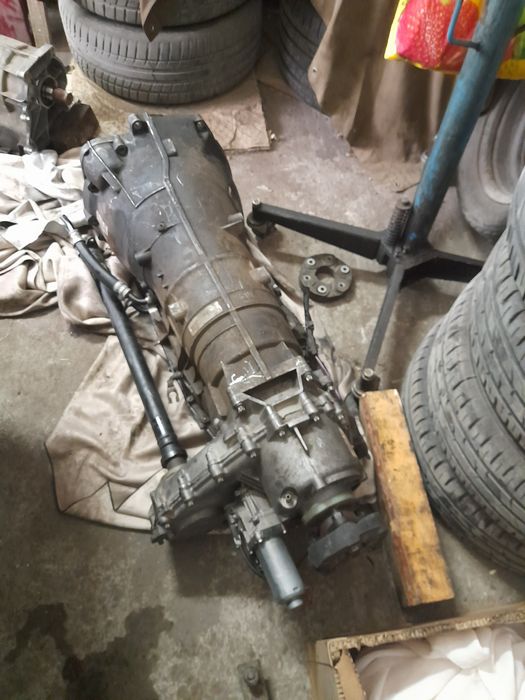 Автоматична  скоростна  кутия  за  БМВ Х5 3.0.231 к.с. заедно със разд