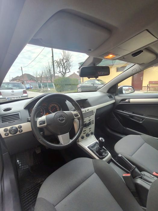 Opel Astra h gtc
