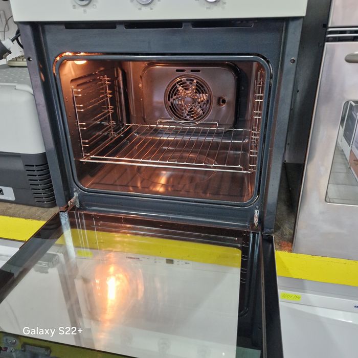 Фурна за вграждане WHIRLPOOL