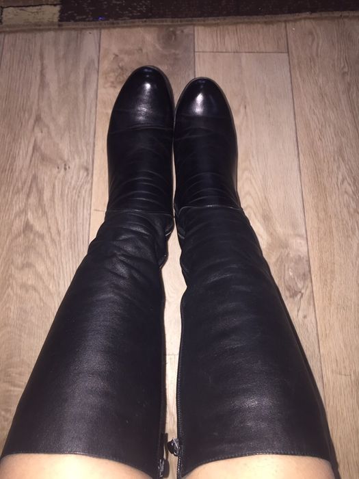 Продам кожаные зимние сапоги