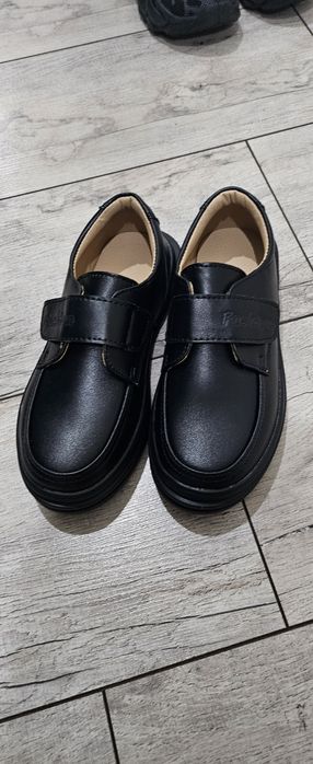 Продам туфли детские