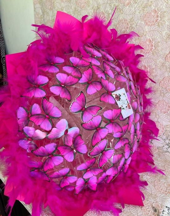 Мандарин букеты Букет из бабочки и шарики ест