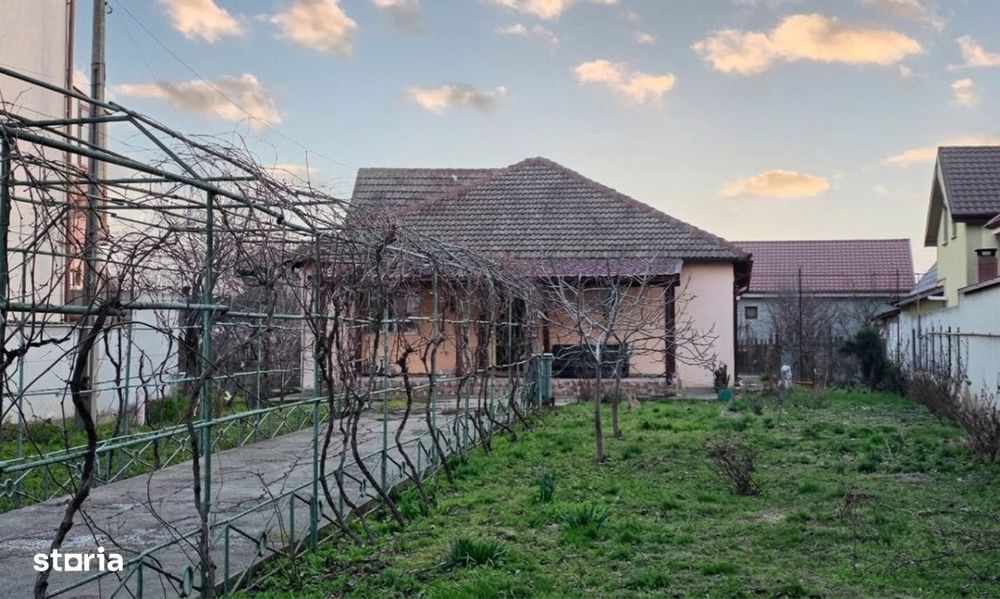 Casa individuala in Navodari, cartierul nou de vile, teren de 1487 mp