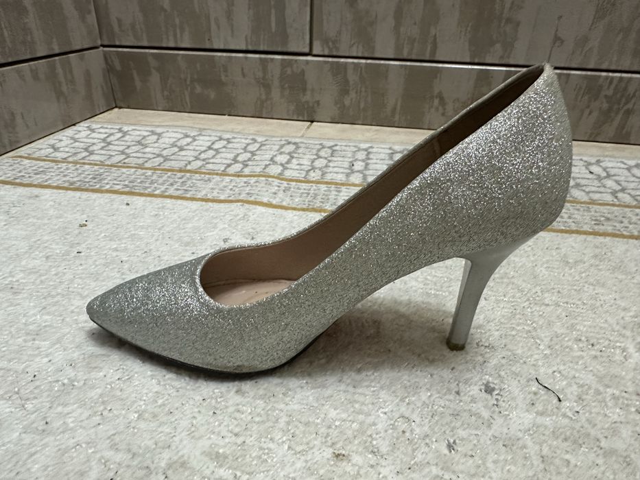 Туфли каблуки обувь