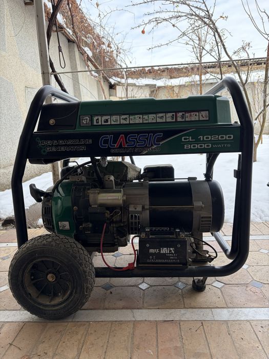Generator gaz benzin