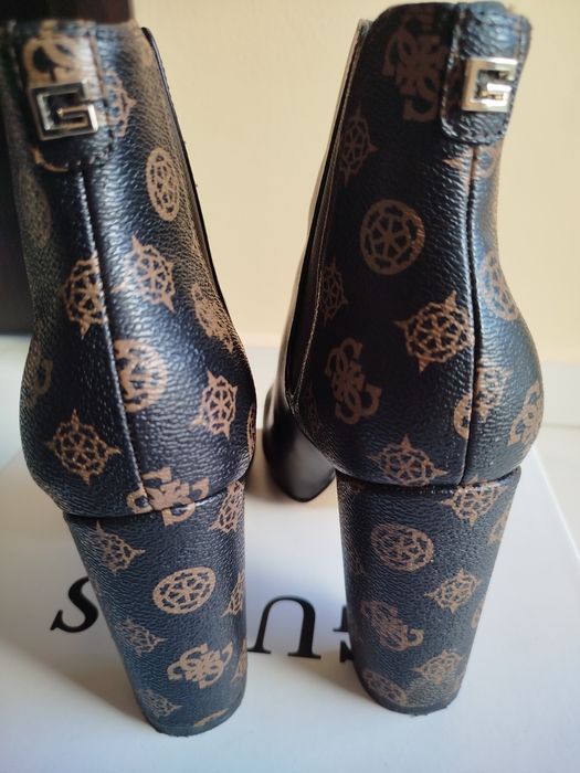 Боти Guess есен/зима