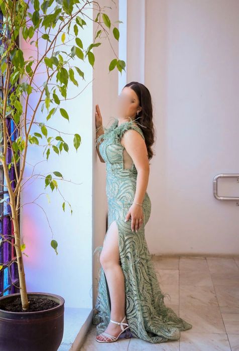 Продавам бална рокля – размер S/M