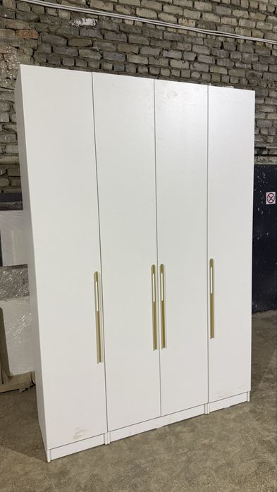 Шкаф 4-створчатый ЛДСП новый