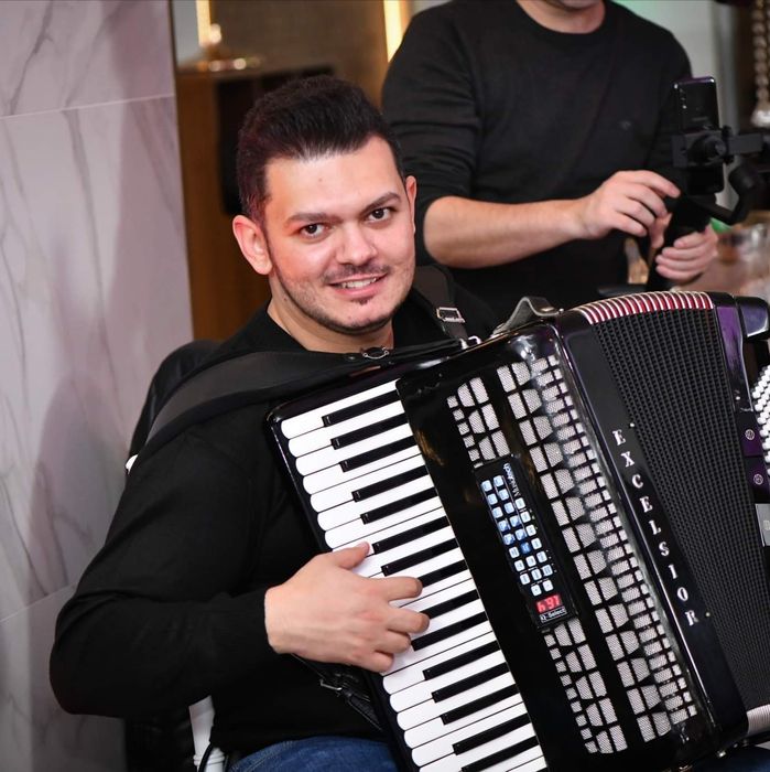 Profesor-lecții de acordeon - orga
