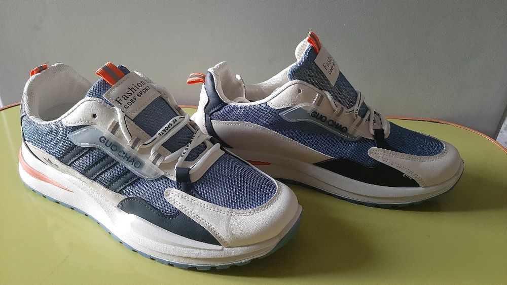 Мужская обувь, крассовки