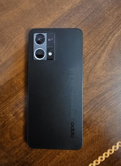 Продам OPPO Reno 7.