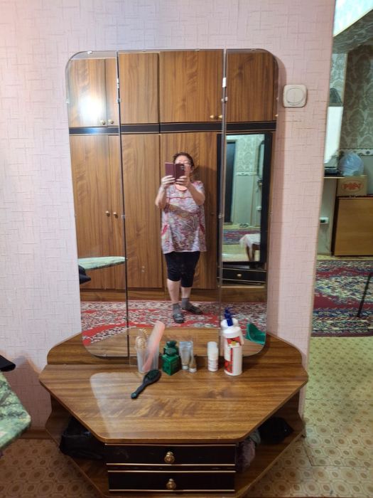Продам сальный гарнитуру