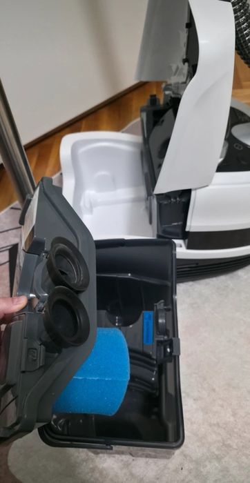 Aspirator cu spălare Bosch