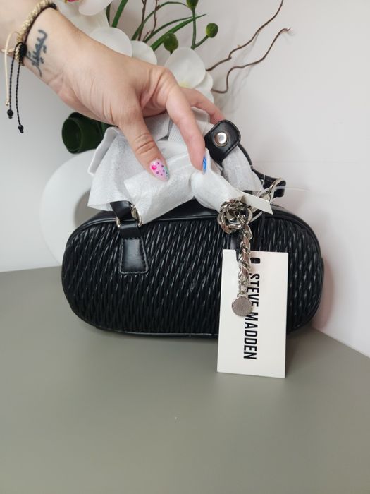 Steve Madden – дамска чанта тип bowling bag, черна