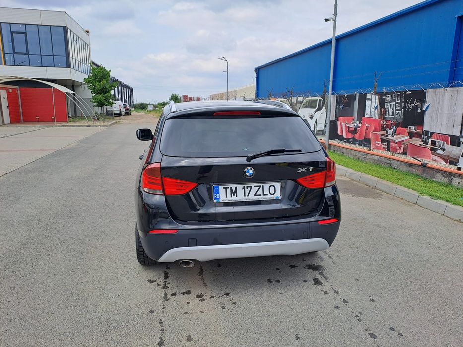 BMW X1 2010 — imagine 2