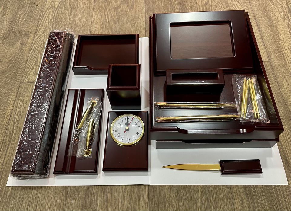 Настольный набор, органайзер ,Есть услуга надпись