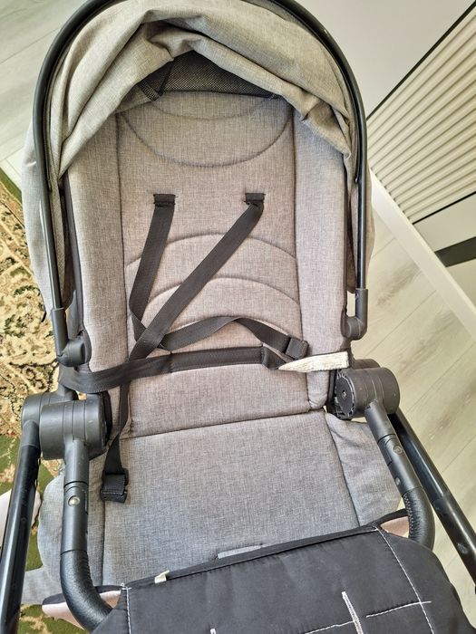 Коляска отличным состоянием