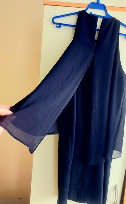 Тъмносиня лятна рокла,размер М отговаря