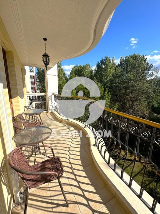 Продава се Тристаен апартамент в к.к. Слънчев бряг - 80 кв.м за 2238 €/кв.м - Снимка #4