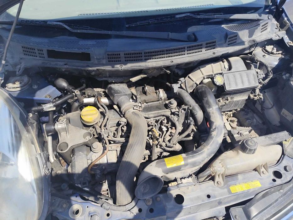 Nissan Micra 1.5DCI - 82к.с - 2004г. на части