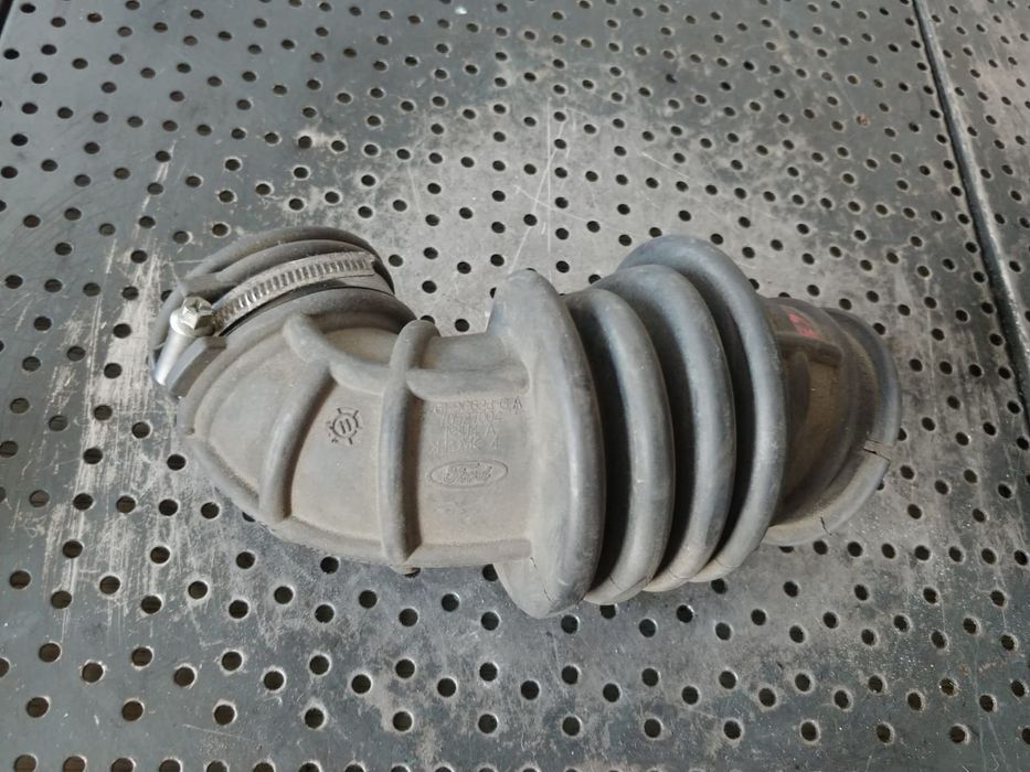 furtun admisie 1.6b pnda ford focus 3 c-max av61-9c623-ga