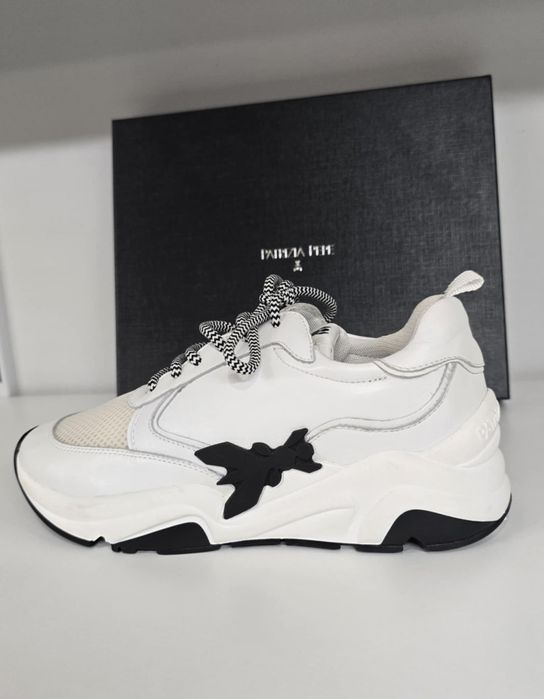 Patrizia Pepe кецове