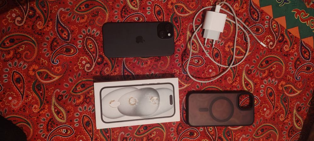 Айфон 15 емкост 92 памят 128