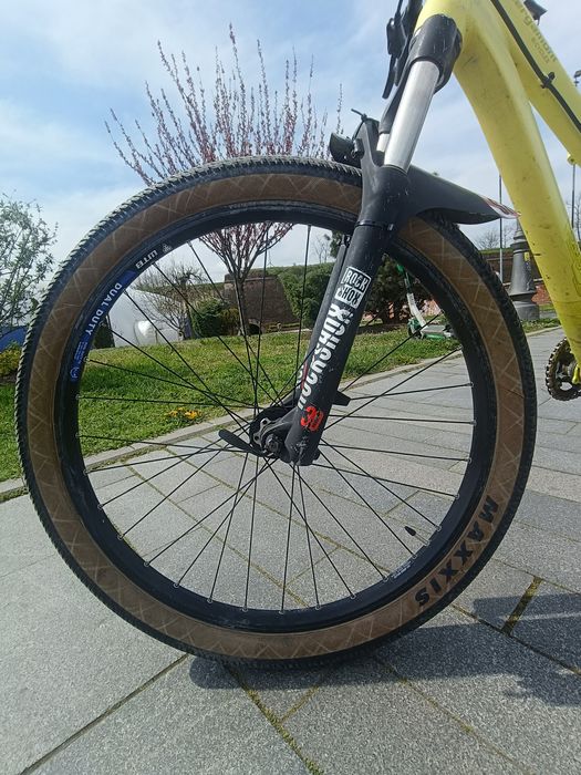 Vând dirtjuper Bergamont