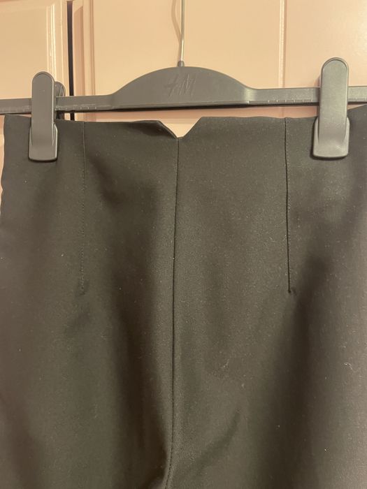 Pantaloni conici Reserved, 34