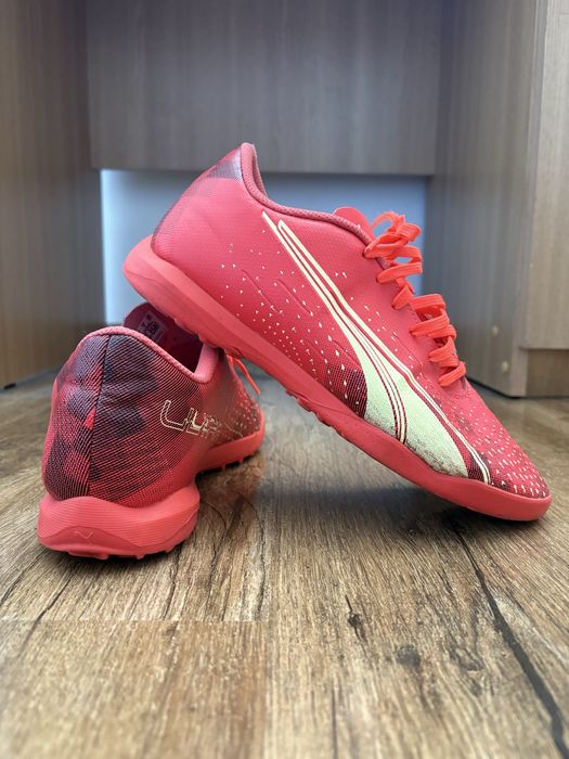 Ghete fotbal sala copii Puma ultra Play TT Fearless