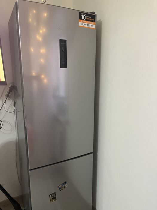 Холодильник INDEZIT