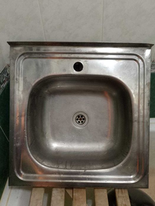 Продается мойка раковина для кухни.