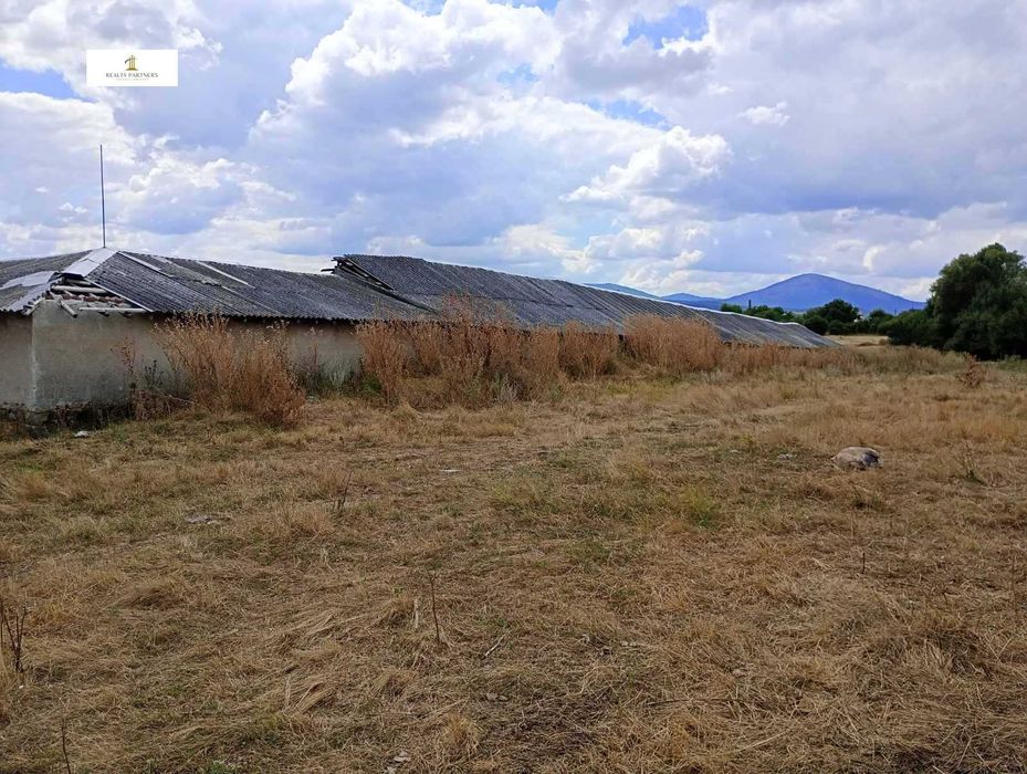 Продава се Парцел в с. Видрица, Област Перник - 6500 кв.м за 16 €/кв.м - Снимка #4