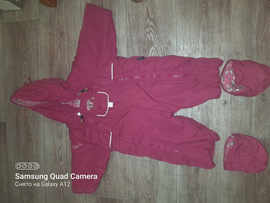 Продам комбинезон  для девочки