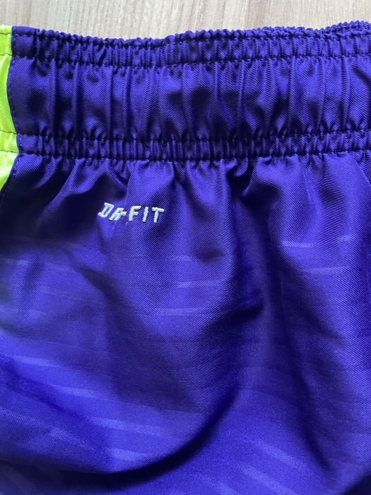 NIKE / мъжки къс спортен панталон XS